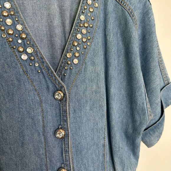 Monique Fashions Women’s Silver Tone Glitzy Studded Denim Short Button Front Rom - Picture 6 of 12